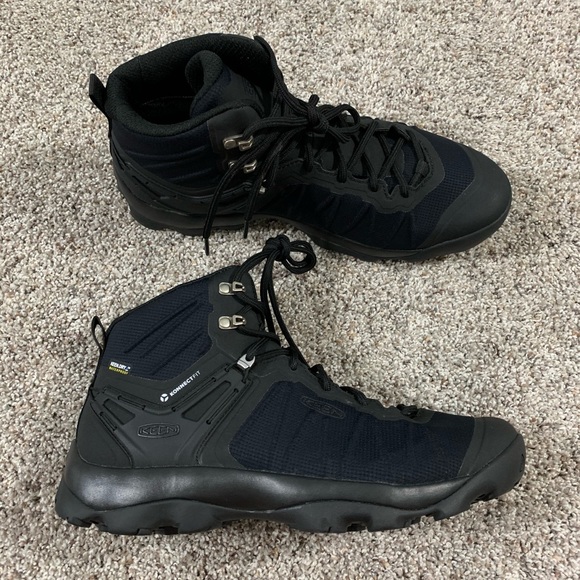 keen venture mid wp hiking boots